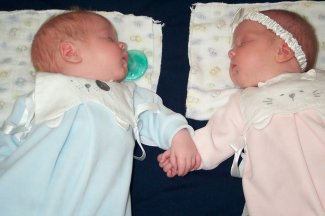 It's Twins!
